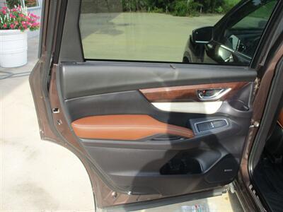 2019 Subaru Ascent TOURING   - Photo 12 - Santa Fe, TX 77510
