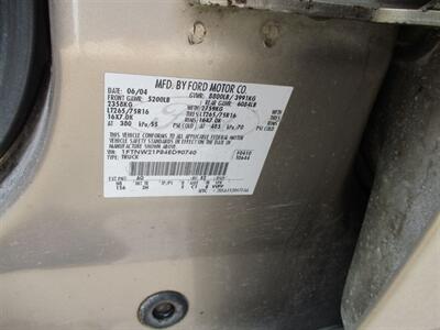 2004 Ford F-250 SUPER DUTY XLT   - Photo 10 - Santa Fe, TX 77510