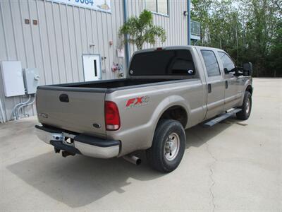 2004 Ford F-250 SUPER DUTY XLT   - Photo 4 - Santa Fe, TX 77510