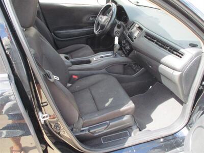 2017 Honda HR-V LX   - Photo 18 - Santa Fe, TX 77510