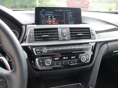 2017 BMW I   - Photo 9 - Santa Fe, TX 77510