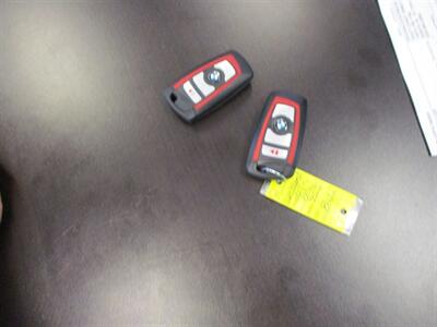 2017 BMW I   - Photo 21 - Santa Fe, TX 77510