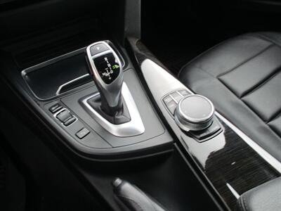 2017 BMW I   - Photo 10 - Santa Fe, TX 77510