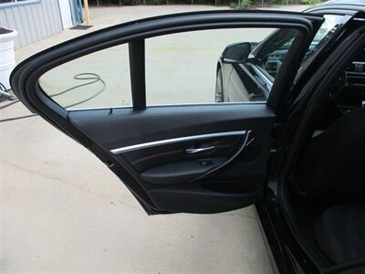 2017 BMW I   - Photo 13 - Santa Fe, TX 77510