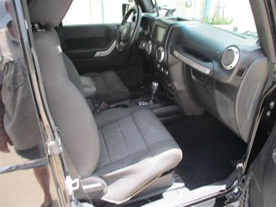 2012 Jeep Wrangler SAHARA   - Photo 15 - Santa Fe, TX 77510