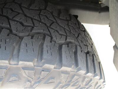 2012 Jeep Wrangler SAHARA   - Photo 5 - Santa Fe, TX 77510