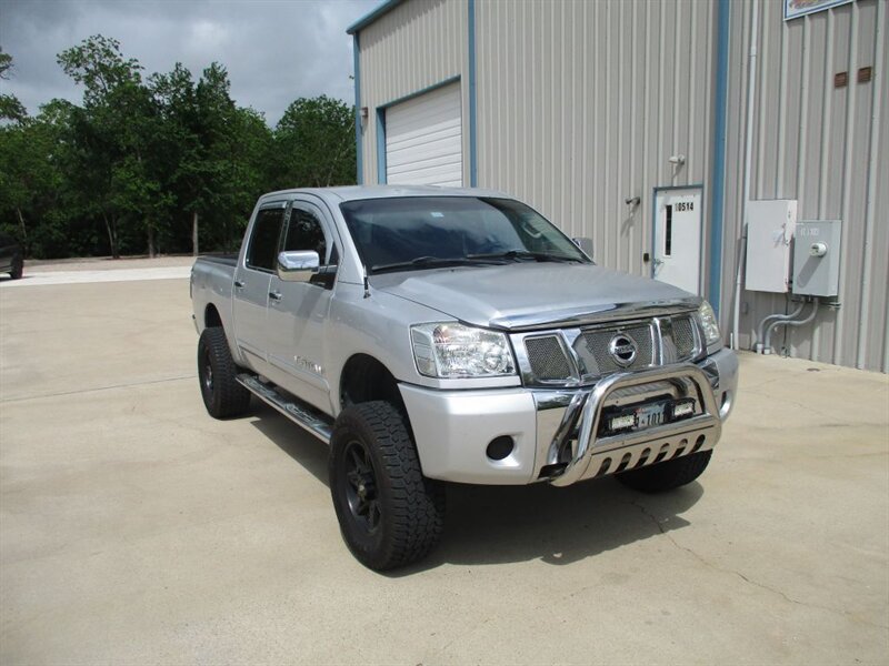 2012 Nissan Titan SV   - Photo 1 - Santa Fe, TX 77510