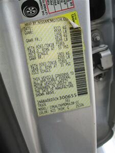 2012 Nissan Titan SV - Photo 12 - Santa Fe, TX 77510