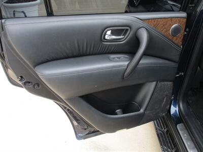 2016 INFINITI QX80   - Photo 12 - Santa Fe, TX 77510