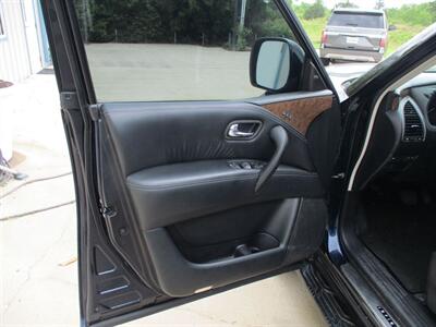 2016 INFINITI QX80   - Photo 6 - Santa Fe, TX 77510