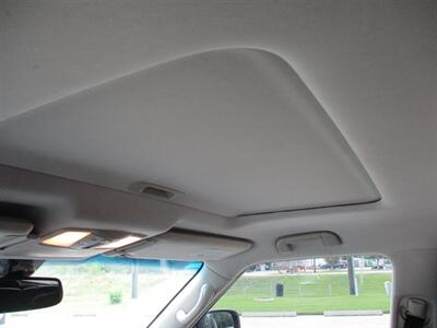 2016 INFINITI QX80   - Photo 11 - Santa Fe, TX 77510