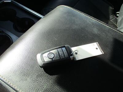 2017 Ford F-350 Super Duty Lariat - Photo 21 - Santa Fe, TX 77510
