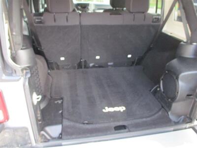 2014 Jeep Wrangler SAHARA UNLIMITED - Photo 14 - Santa Fe, TX 77510