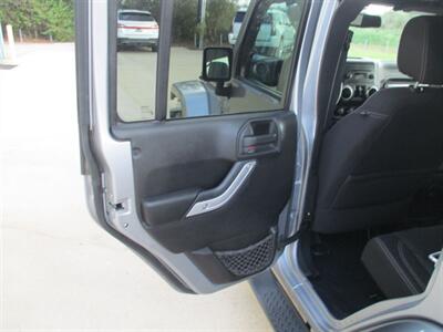2014 Jeep Wrangler SAHARA UNLIMITED - Photo 12 - Santa Fe, TX 77510