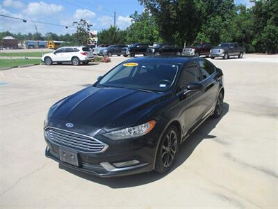 2018 Ford Fusion SE   - Photo 2 - Santa Fe, TX 77510