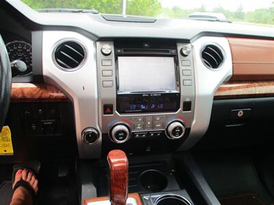 2018 Toyota Tundra CREWMAX 1794   - Photo 16 - Santa Fe, TX 77510