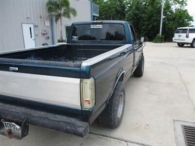1996 Ford F-250 XLT   - Photo 4 - Santa Fe, TX 77510
