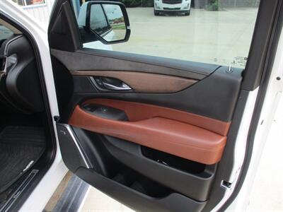 2016 Cadillac Escalade PREMIUM   - Photo 19 - Santa Fe, TX 77510