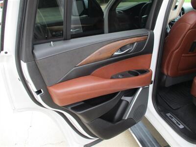 2016 Cadillac Escalade PREMIUM   - Photo 12 - Santa Fe, TX 77510