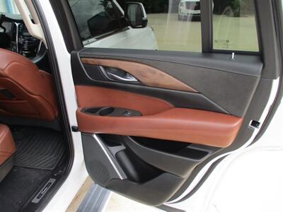 2016 Cadillac Escalade PREMIUM   - Photo 15 - Santa Fe, TX 77510