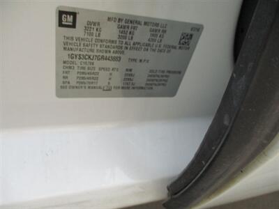 2016 Cadillac Escalade PREMIUM   - Photo 11 - Santa Fe, TX 77510