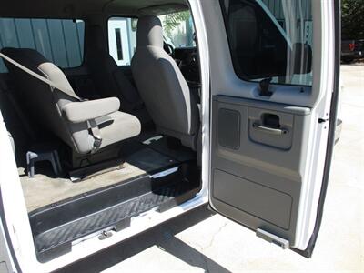 2013 Ford E-Series Van E350 SUPER DUTY WAGON   - Photo 12 - Santa Fe, TX 77510