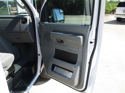 2013 Ford E-Series Van E350 SUPER DUTY WAGON   - Photo 18 - Santa Fe, TX 77510