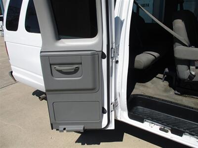 2013 Ford E-Series Van E350 SUPER DUTY WAGON   - Photo 13 - Santa Fe, TX 77510