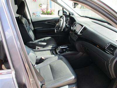 2016 Honda Pilot TOURING   - Photo 19 - Santa Fe, TX 77510