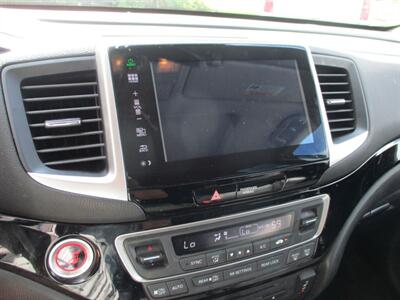 2016 Honda Pilot TOURING   - Photo 8 - Santa Fe, TX 77510
