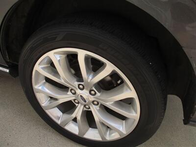 2020 Ford Expedition LIMITED   - Photo 6 - Santa Fe, TX 77510