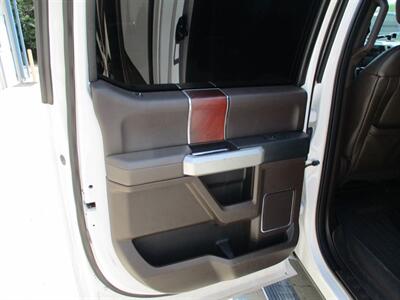 2015 Ford F-150 SUPERCREW - Photo 12 - Santa Fe, TX 77510