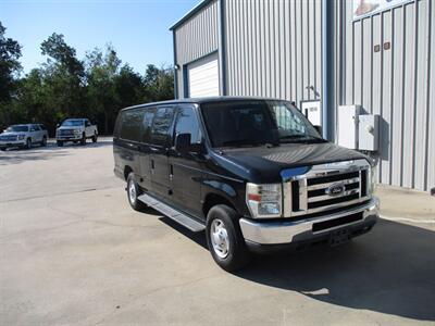 2013 FORD ECONOLINE XLT E350 SUPER DUTY WAGON   - Photo 1 - Santa Fe, TX 77510