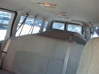 2013 FORD ECONOLINE XLT E350 SUPER DUTY WAGON   - Photo 10 - Santa Fe, TX 77510