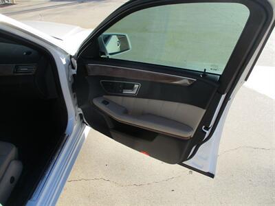 2013 Mercedes-Benz E350   - Photo 19 - Santa Fe, TX 77510