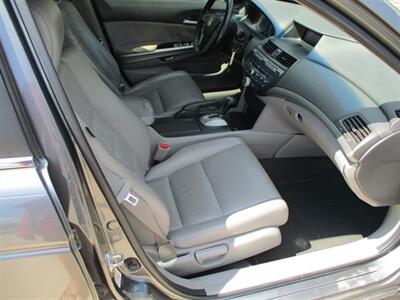 2010 Honda Accord EXL - Photo 16 - Santa Fe, TX 77510