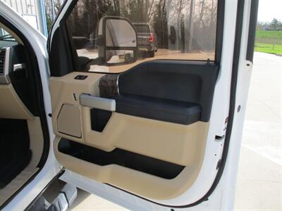 2017 Ford F-250 Super Duty Lariat   - Photo 17 - Santa Fe, TX 77510
