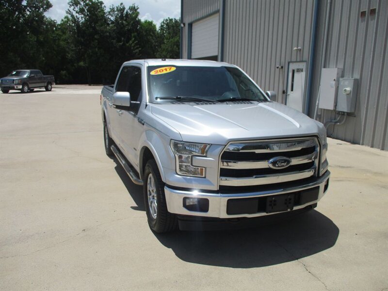 2017 Ford F-150 Lariat   - Photo 1 - Santa Fe, TX 77510
