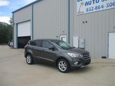 2017 Ford Escape SE - Photo 2 - Santa Fe, TX 77510