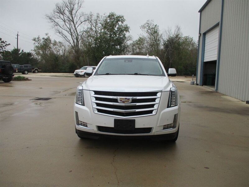 2017 Cadillac Escalade ESV Premium Luxury's photo