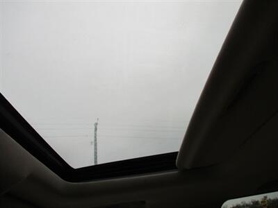 2017 Cadillac Escalade ESV ESV PREMIUM LUXURY - Photo 14 - Santa Fe, TX 77510