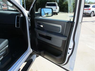 2019 RAM 1500 Classic SLT WARLOCK   - Photo 18 - Santa Fe, TX 77510