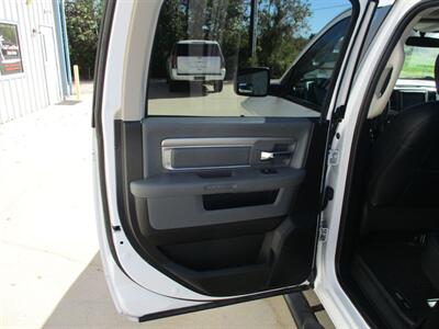 2019 RAM 1500 Classic SLT WARLOCK   - Photo 13 - Santa Fe, TX 77510