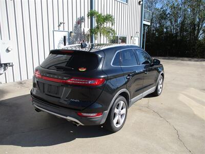 2015 Lincoln MKC   - Photo 4 - Santa Fe, TX 77510