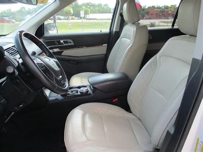2019 Ford Explorer PLATINUM - Photo 9 - Santa Fe, TX 77510