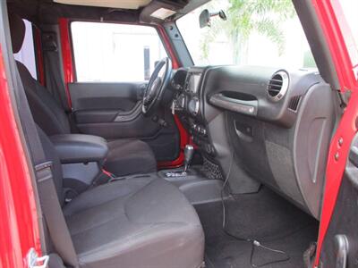 2015 Jeep Wrangler SPORT   - Photo 12 - Santa Fe, TX 77510