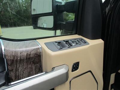 2017 Ford F-350 SUPER DUTY   - Photo 11 - Santa Fe, TX 77510