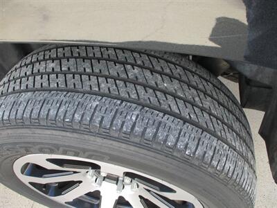 2012 Chevrolet Tahoe 1500 LTZ   - Photo 5 - Santa Fe, TX 77510