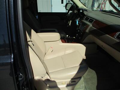 2012 Chevrolet Tahoe 1500 LTZ   - Photo 21 - Santa Fe, TX 77510