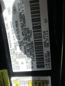 2016 Toyota Tundra CREWMAX LIMITED   - Photo 16 - Santa Fe, TX 77510